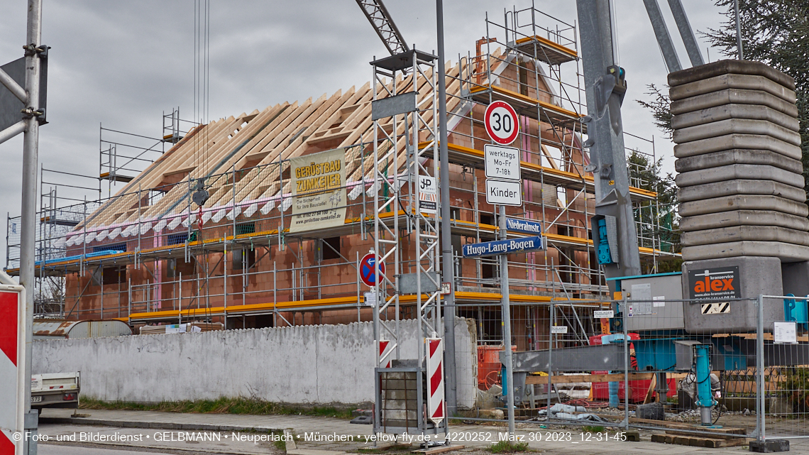 31.03.2023 - Baustelle zu einem Mehrfamilienhaus in der Niederalmstraße 16